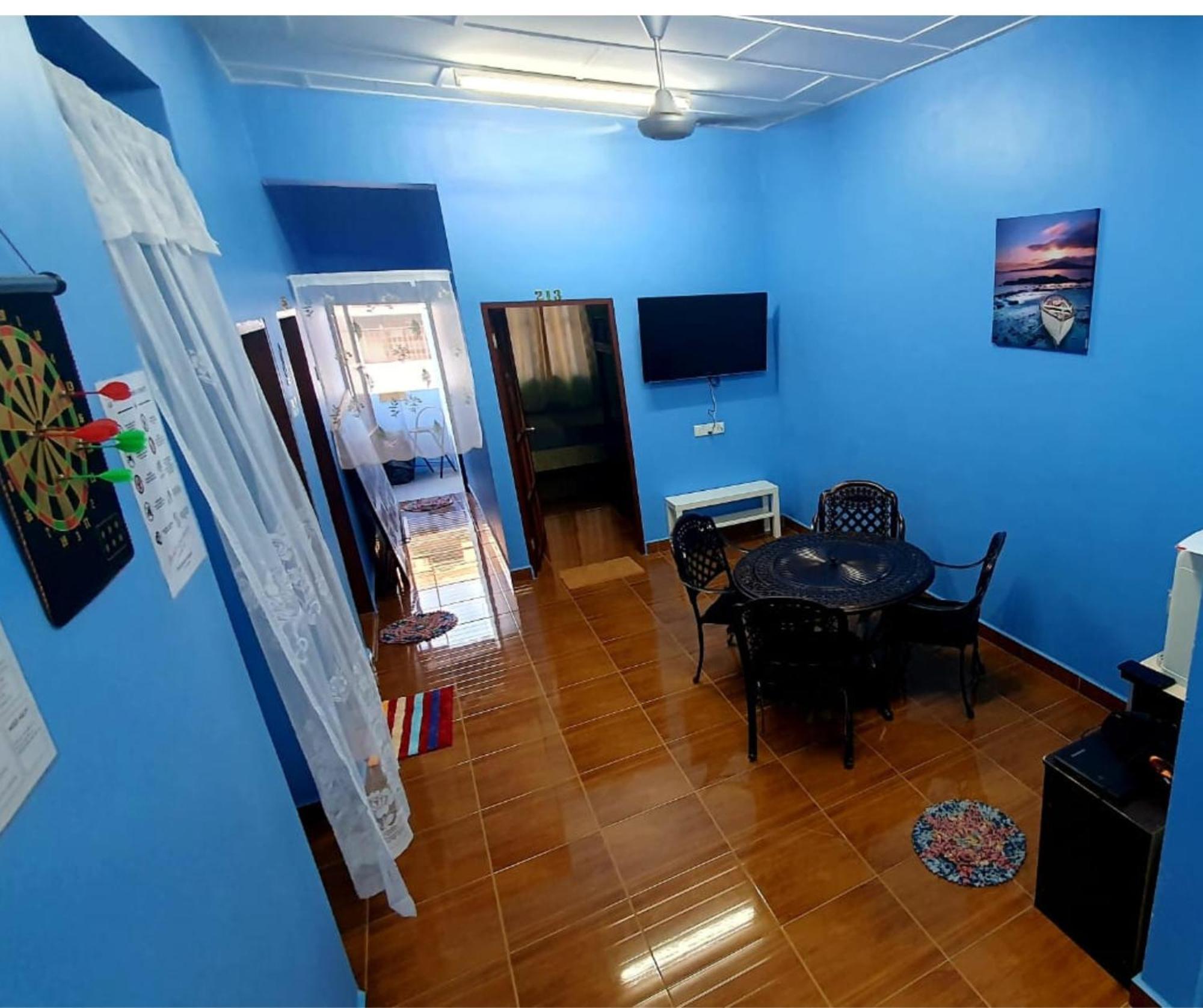 Shoplot Hostel Pangkor Kampong Pasir Bogak Екстер'єр фото