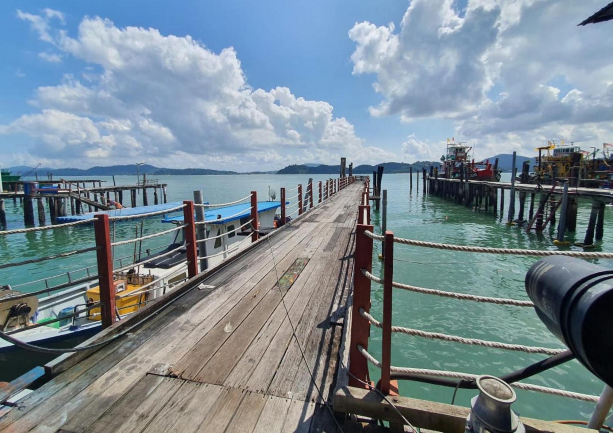 Shoplot Hostel Pangkor Kampong Pasir Bogak Екстер'єр фото