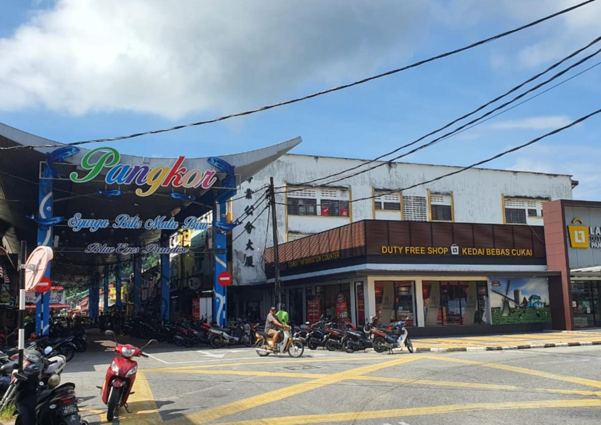 Shoplot Hostel Pangkor Kampong Pasir Bogak Екстер'єр фото